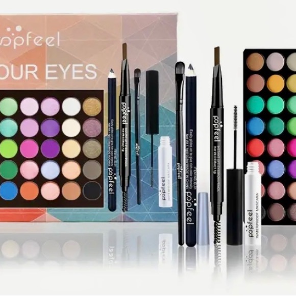 40 Color “All Your Eyes” Makeup Set Eyeshadow Palette Mascara Brush Eyeliner NEW - Picture 2 of 16